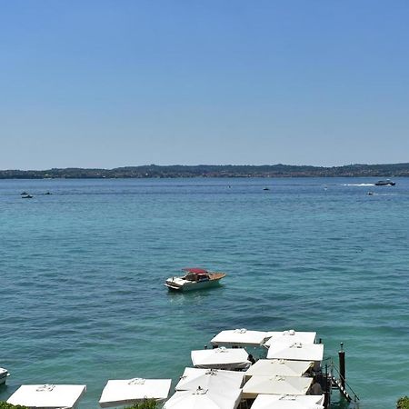 Hotel Pace Sirmione Bagian luar foto