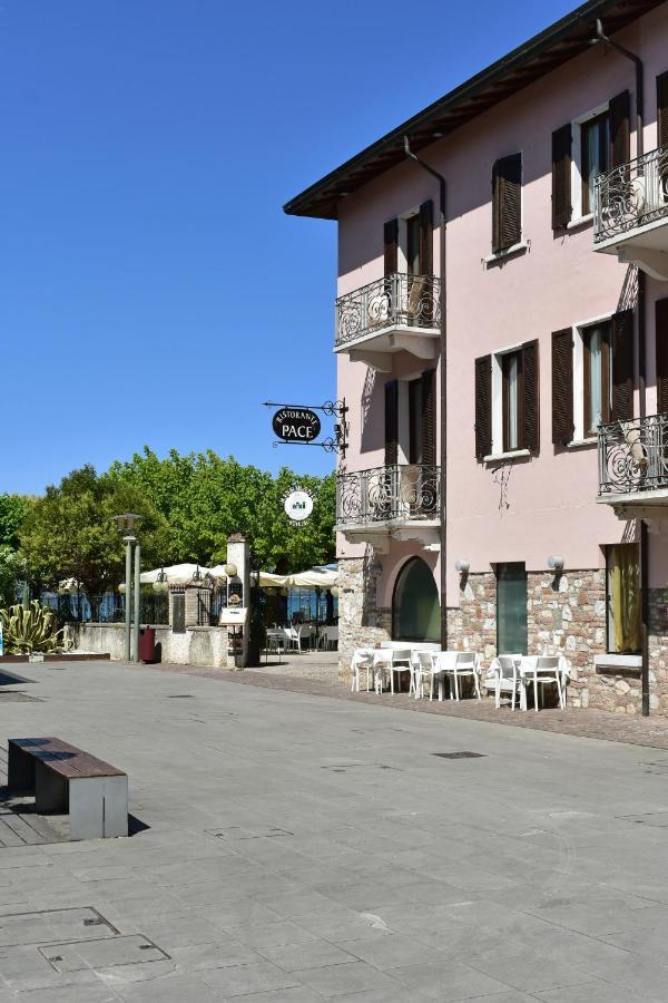 Hotel Pace Sirmione Bagian luar foto