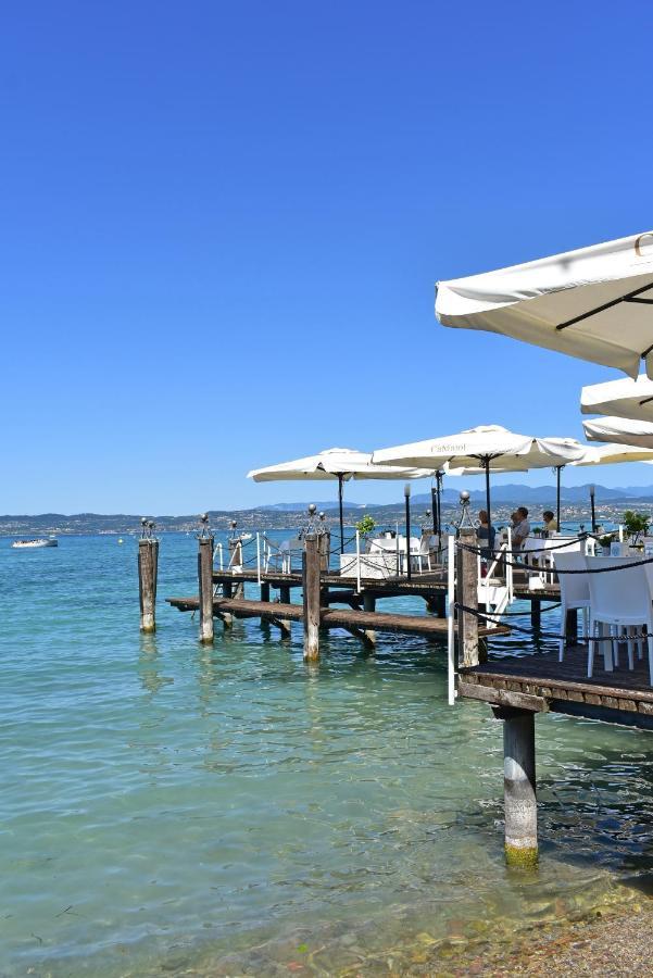 Hotel Pace Sirmione Bagian luar foto