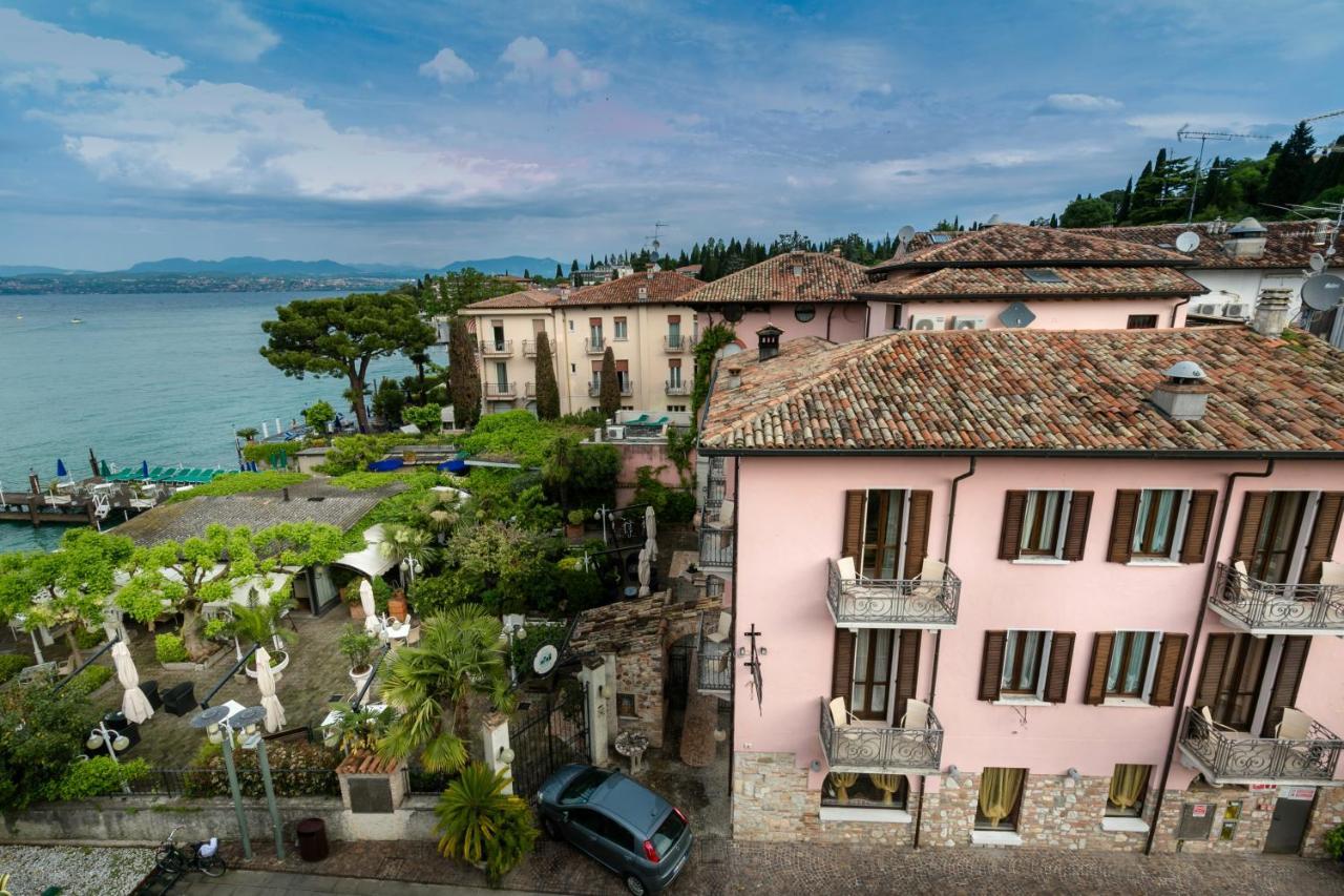 Hotel Pace Sirmione Bagian luar foto